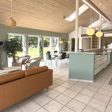 4 Bedroom Lovely In * 埃贝尔托夫特