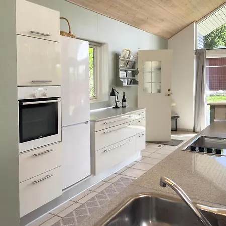 4 Bedroom Lovely In *